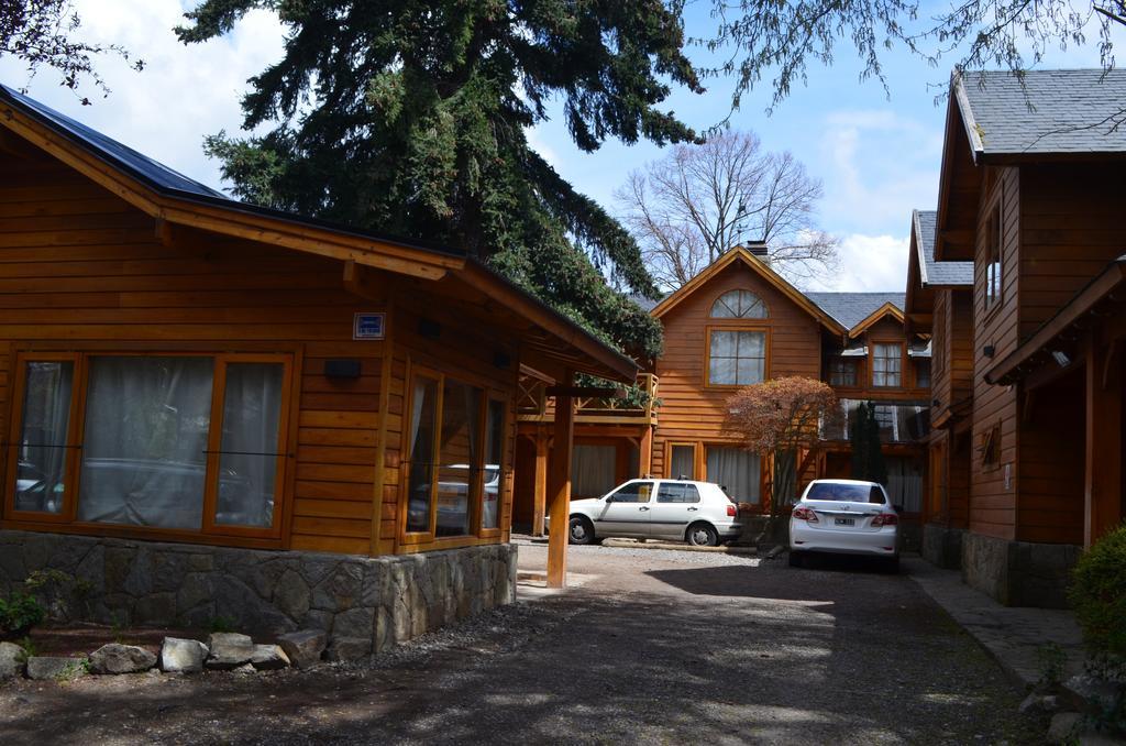 Apart Hotel Robles Del Sur San Martin de los Andes Exterior photo